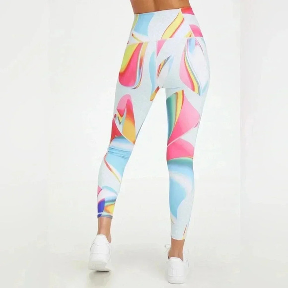 Fabletics power hold high waist workout leggings - Picture 3 of 9